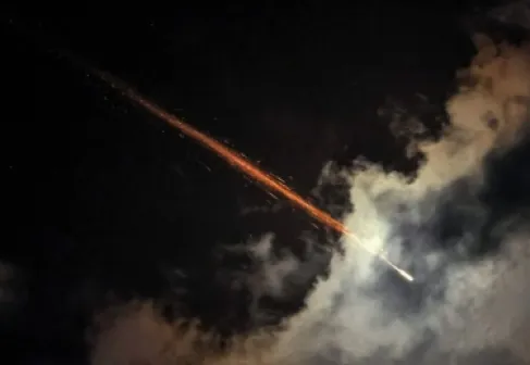 الجيش يحبط اختراقا للمجال الجوي الأردني ويسقط 3 صواريخ قادمة من إيران