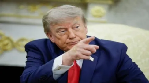 ترمب يقول إنه لا يفضل تحديد موعد نهائي لإيران