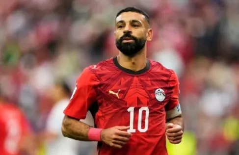 صلاح يضع شرطا صارما يهدد مفاوضات انتقاله إلى بشكتاش