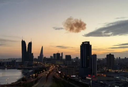 البحرين والكويت تتصديان لهجمات صاروخية ومسيّرات إيرانية