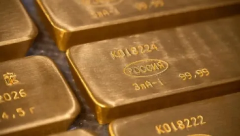 عالميا .. سعر الذهب يرتفع لكنه يتجه لتسجيل أكبر خسارة أسبوعية في شهر ونصف