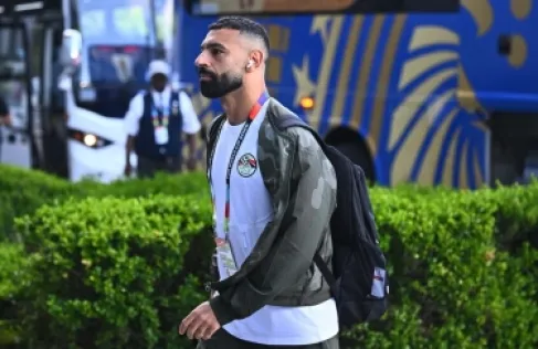 بعد انباء اتفاقه مع بشكتاش .. محمد صلاح يصل السعودية