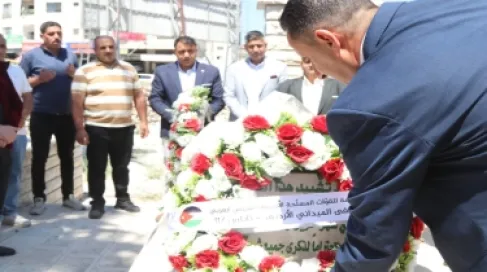 وفد من المستشفى الميداني الأردني نابلس يزور مقبرة شهداء الجيش العربي
