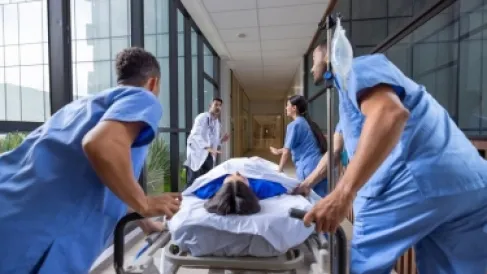 حالة نادرة.. السعادة المفرطة ترسل سيدة إلى قسم الطوارئ