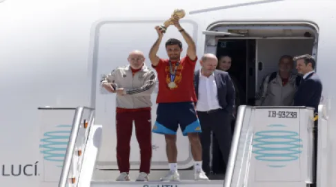مونديال 2026: طائرة المنتخب الإسباني المتوج باللقب تحط في مدريد