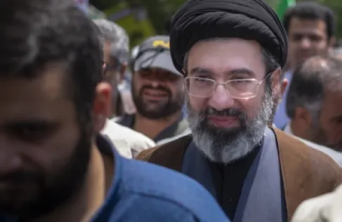 إعلام عبري يكشف معلومات جديدة حول المرشد الإيراني