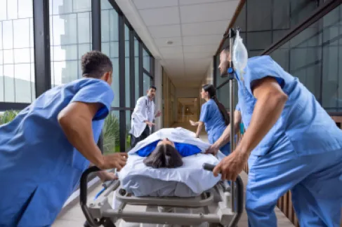 كادت تموت من السعادة.. تشخيص صادم كشف ما فعله الفرح بقلب الأم