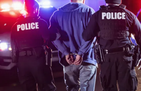 القبض على واحد من أكثر المحتالين المطلوبين لدى الـFBI في الشرق الأوسط