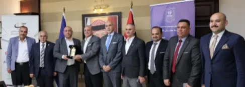 عمان الاهلية وسلطة المياه تبحثان آفاق التعاون المشترك.. صور