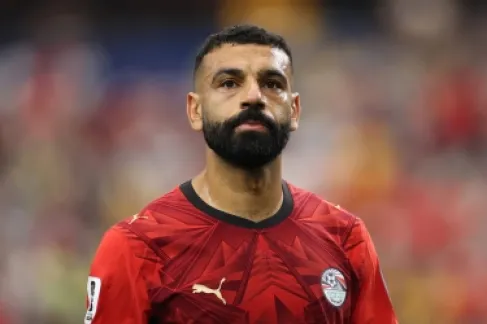رئيس بشكتاش التركي يكشف آخر تطورات صفقة محمد صلاح