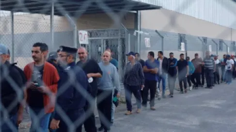 منع دخول العمال الفلسطينيين إلى مستوطنات الضفة