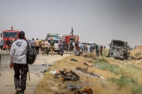 بعد حادث اودى بحياة 35 سوريا .. البدء بتأهيل طريق دمشق – دير الزور خلال شهر