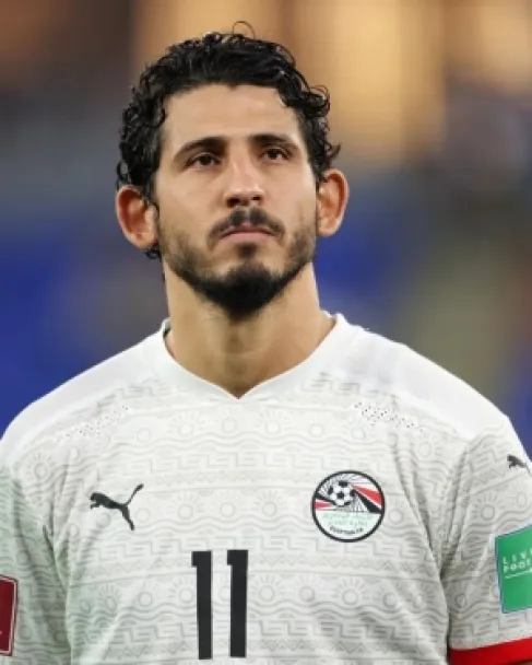 كيف أثار اعتزال الحاجز أحمد حجازي ضجة في كرة القدم العالمية والمحلية؟