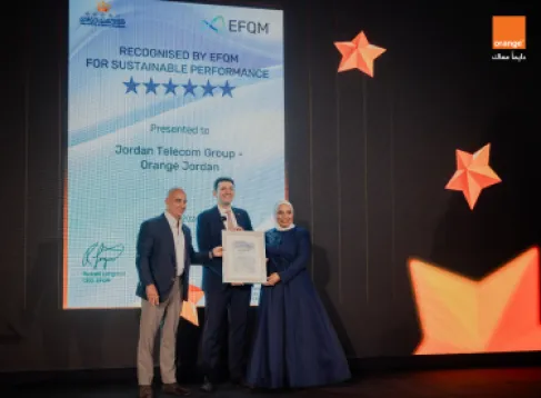 مركز الملك عبدالله الثاني للتميّز يمنح أورنج الأردن شهادة الاعتراف بالتميّز من EFQM بمستوى الـ 6 نجوم