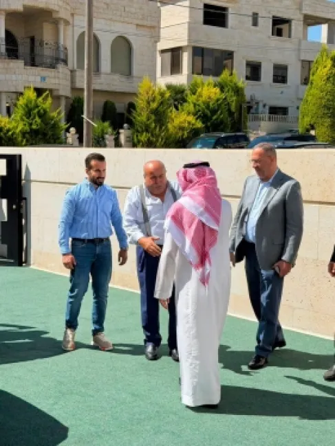 خميس عطية يولم للسفير السعودي الأمير منصور بحضور القاضي والحديد والصاحب و14 نائباً وعيناً (صور)