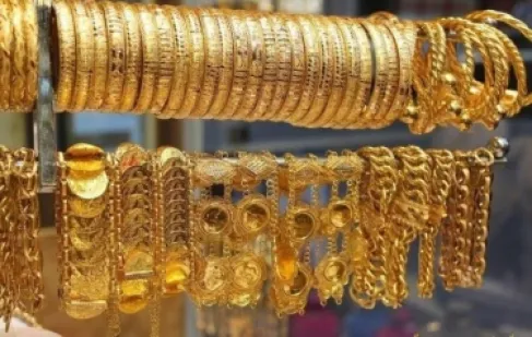 انخفاض أسعار الذهب محليا إلى 83 دينارا للغرام