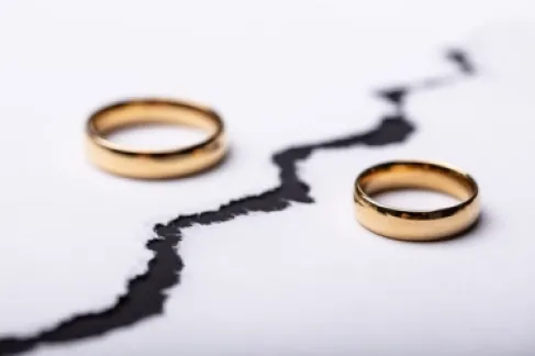 استطلاع : ربع شباب الأردن عقدوا قرانهم وتراجعوا قبل الزواج