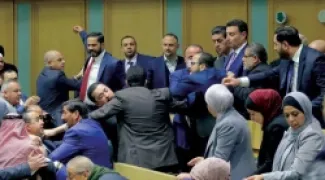 من مشاجرة النائبين السابقين فريج والرياطي
