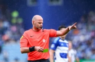 لم يكشف الاتحاد الهولندي حتى الآن عن سبب وفاة الحكم الدولي روب ديبرينك