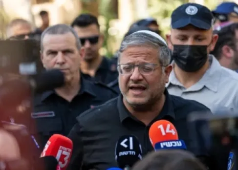 بن غفير يهاجم أسيرة فلسطينية اشتكت من ظروف السجن