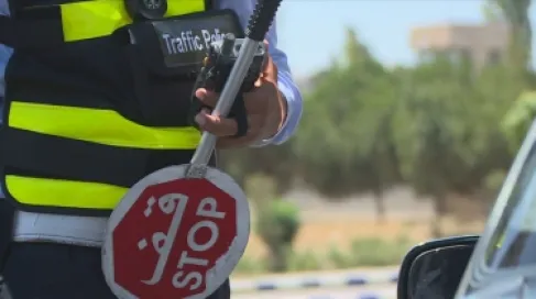 الحكومة تمدد الخصم التشجيعي على المخالفات المرورية المتراكمة لمدة 60 يوما