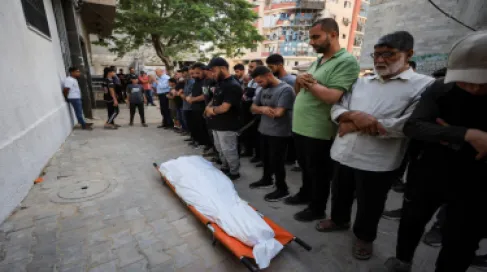 استشهاد فلسطيني متأثرا بإصابته في قصف إسرائيلي على مدينة غزة