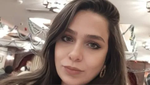زلزال خليج السويس في مصر.. تفاصيل وفاة أم خوفا على طفليها