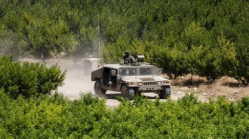 الجيش الإسرائيلي يشن غارات في جنوب لبنان ردًا على خرق وقف إطلاق النار