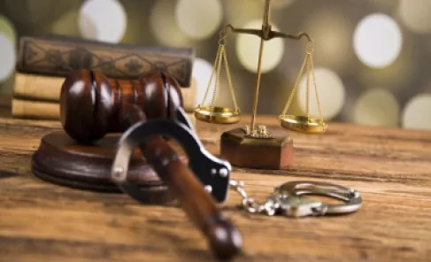 خبراء محلفون لأول مرة.. نظام جديد لإدارة الخبرة أمام المحاكم