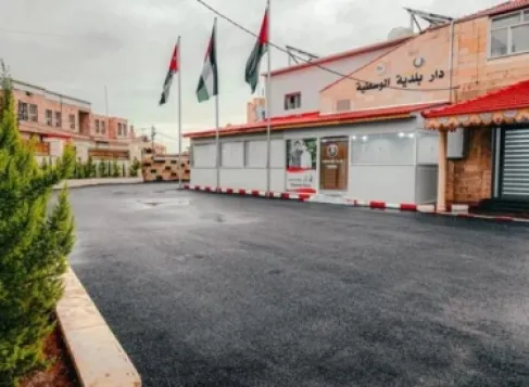 الإدارة المحلية تخصص 500 ألف دينار لبلدية الوسطية لتنفيذ مشاريع