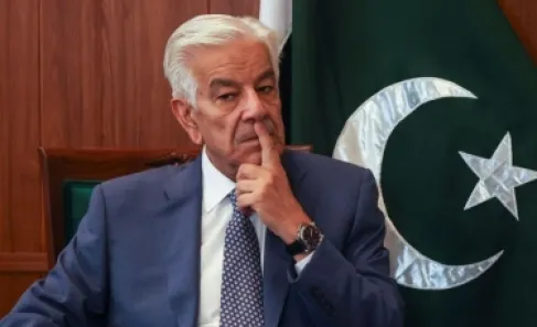 وزير دفاع باكستان : على العالم الاسلامي ان يتحد ضد اسرائيل