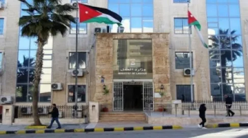 لا تمديد لفترة قوننة وتوفيق أوضاع العمالة غير الأردنية المخالفة
