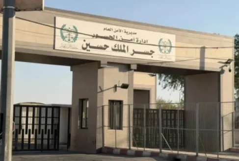 أكثر من 42 ألف مسافر عبر جسر الملك حسين خلال أسبوع