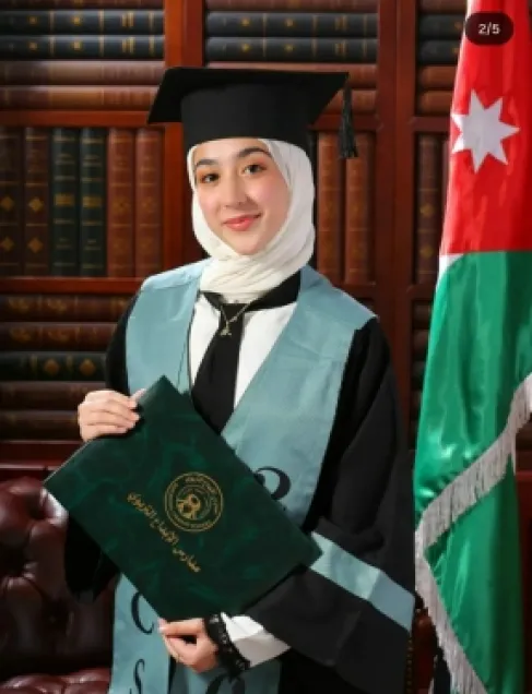 توجيهي الاردن .. نور خالد العودات تحصد 97.3% في الفرع الصحي