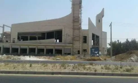 بعد توقف أكثر من 11 عاماً.. تحرك لاستكمال بناء مسجد الشهيد معاذ الكساسبة