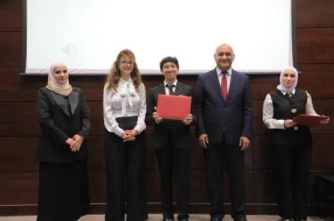 (الشرق الأوسط) تختتم النادي الصيفي بتخريج عشرات الطلبة من مختلف مدارس المملكة