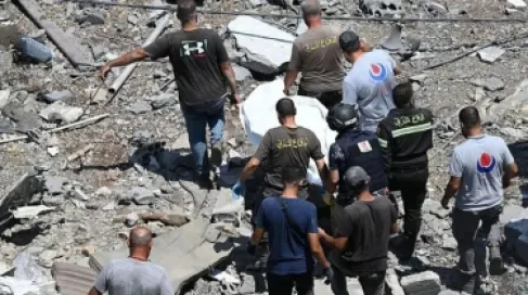 إسرائيل تهدد بضربات جديدة وتعلن مقتل قائد ثان في حزب الله، وترمب يصر على (الخطة التجريبية)