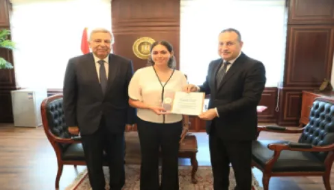 «بطلة مول أرابيلا» بمصر.. كيف أنقذت «هيا» مصابي الانفجار؟