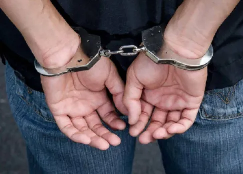 توقيف شخص 15 يوماً بتهمة قتل سيدة ستينية في إربد