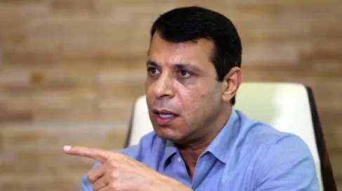 بين كوشنر وحماس: هكذا يعيد محمد دحلان بناء سلطته في غزة