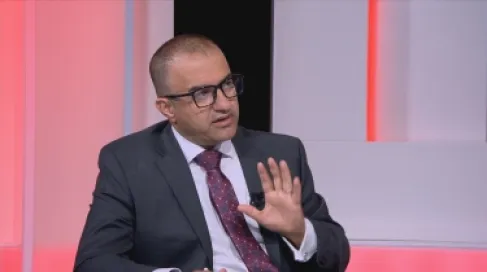 بين الوطنية والانتهازية… كيف نعرف الفرق؟