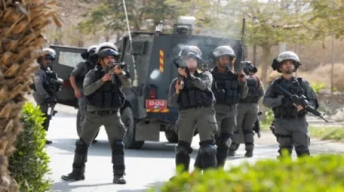 محافظ أريحا: بلدة العوجا محاصرة من قبل جيش الاحتلال
