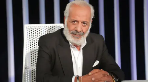 أيمن زيدان يكسر صمته ويرد على حملة 