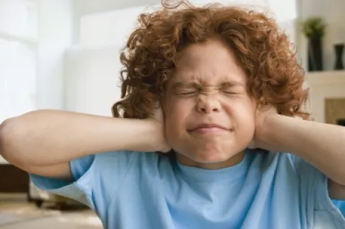 هل يمكن أن تتمزق طبلة الأذن بسبب الأصوات الصاخبة؟
