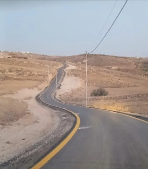 الأشغال تنهي مشروع إعادة إنشاء طريق مهم في ناعور