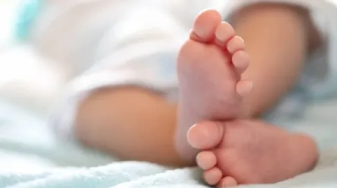 مصر.. جدة تنهي حياة حفيدها خنقًا وتدفنه في أرض زراعية