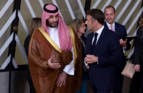 عقود مليارية وتعاون دفاعي وتوافق في ملفات مهمة .. حصيلة زيارة بن سلمان لفرنسا