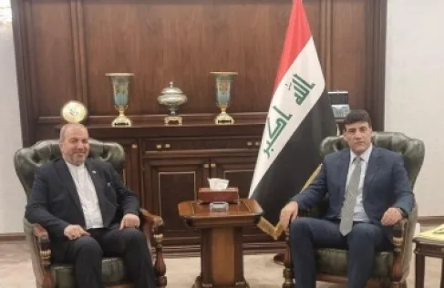 العراق يستدعي السفير الإيراني بسبب خرائط تحمل تسمية (الخليج الفارسي)