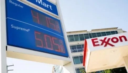 أسعار النفط.. برنت يهبط إلى 87 دولارا مع انفراجة مرتقبة في هرمز