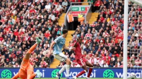 ليفربول يتعثر مجددًا في البريميرليج